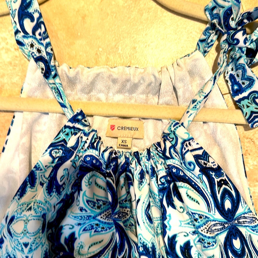 Women’s spring/summer dress